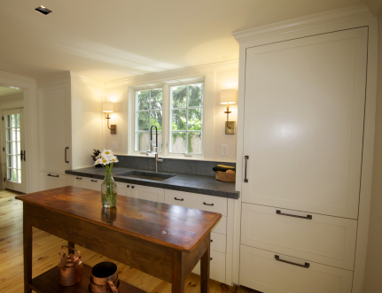 COLLEGE HILL CONSTRUCTION