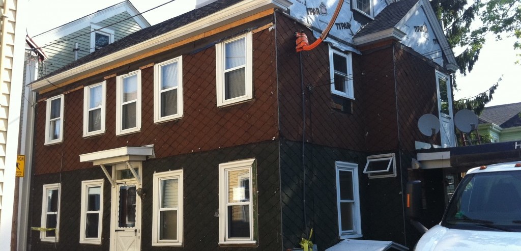 COLLEGE HILL CONSTRUCTION